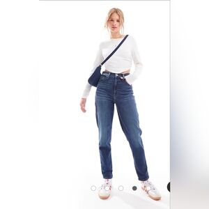 NWOT Levi's High-waisted Mom Jeans Sz 29x29